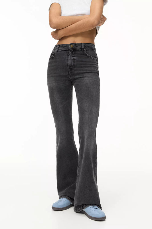 Pull & Bear - Skinny Flare Jeans 01031