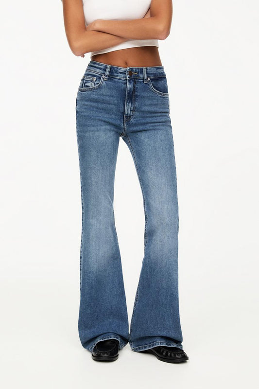 Pull & Bear - Women Jeans Skinnay Flare 01016