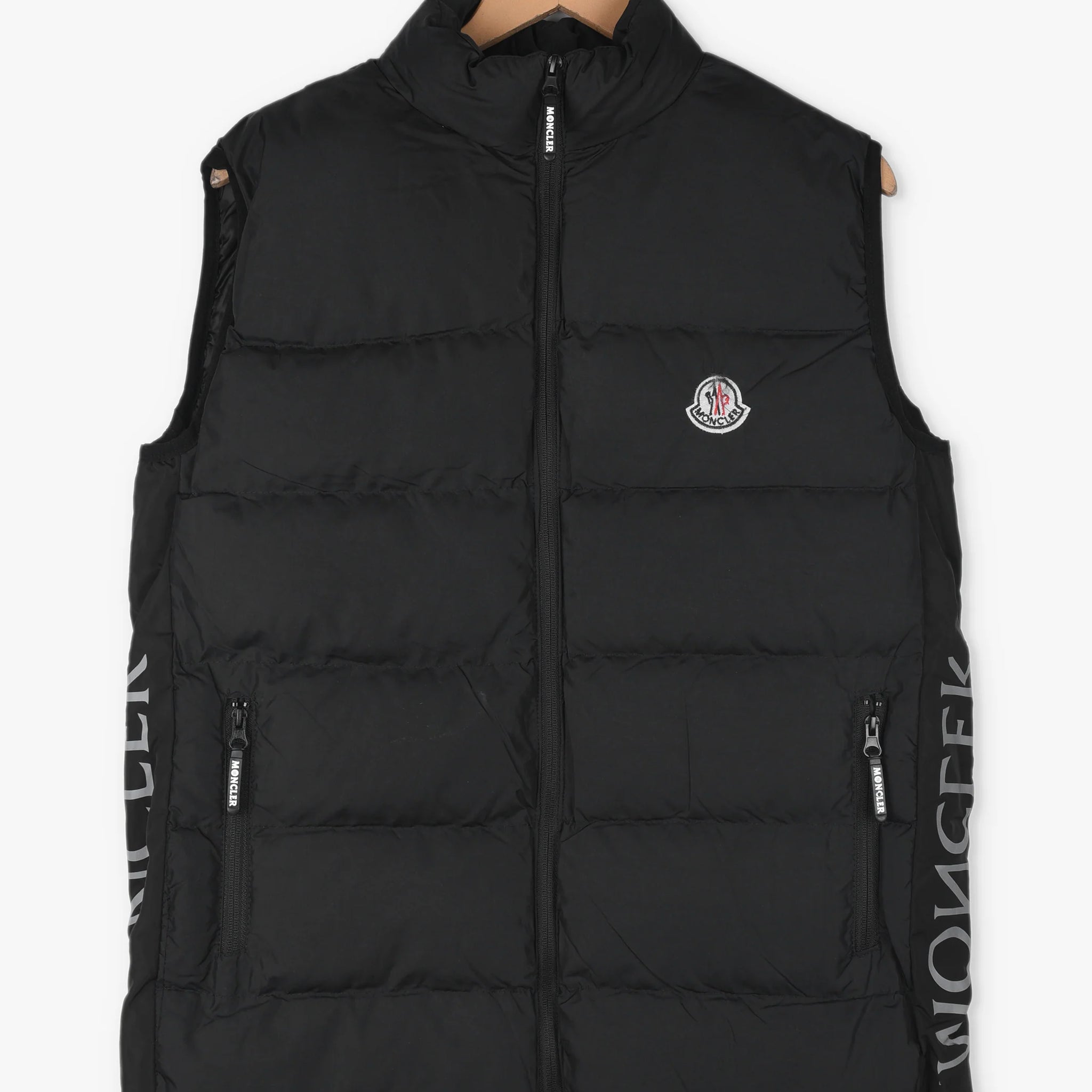 MONCLER PUFFER GILET BLACK 012