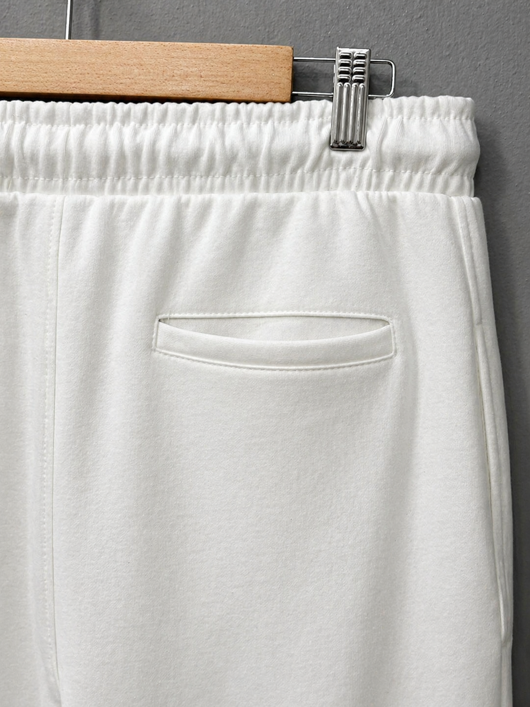 Men’s Classic White Trousers p&b
