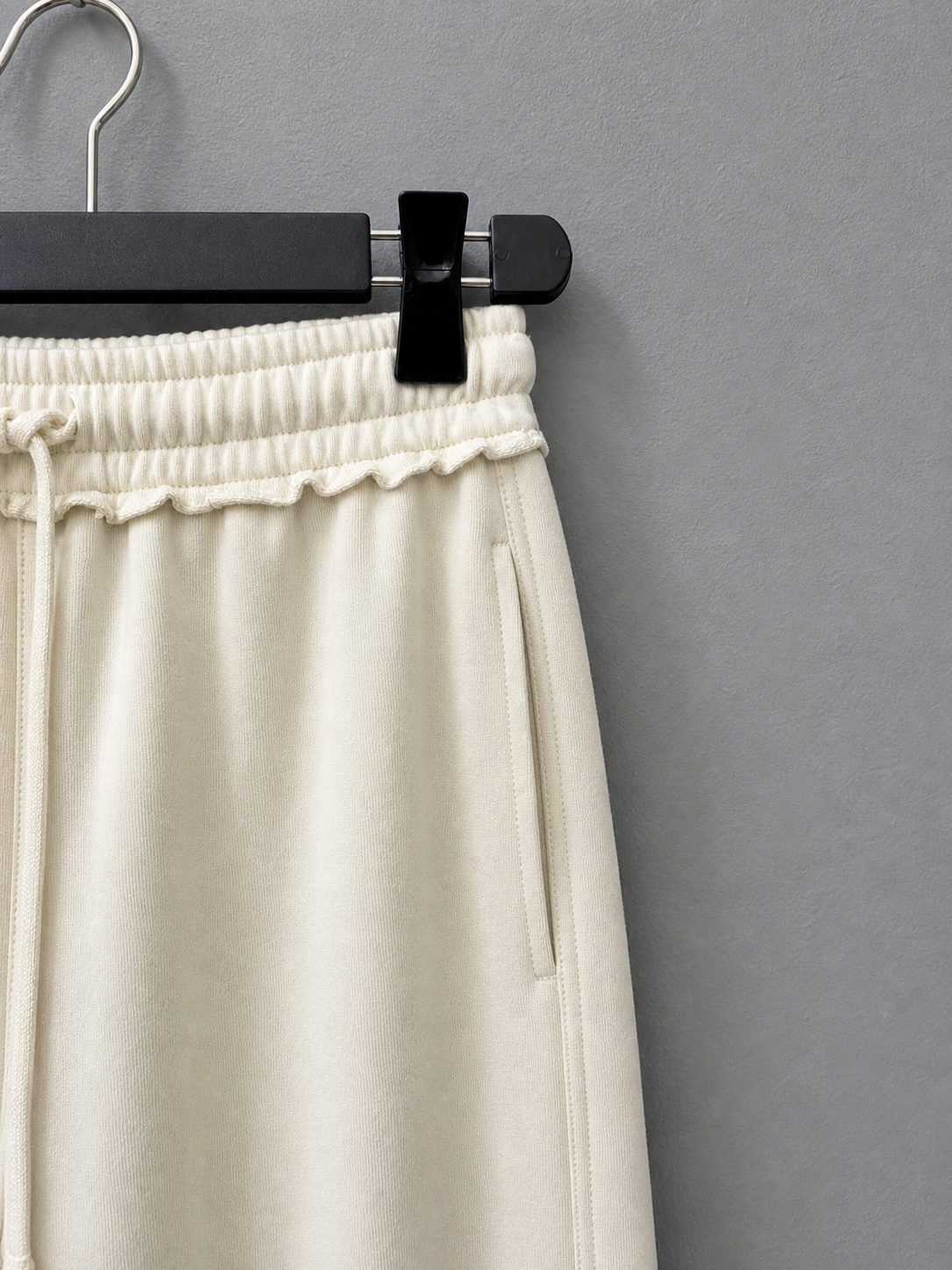 Cream Cloud Women trousers zr