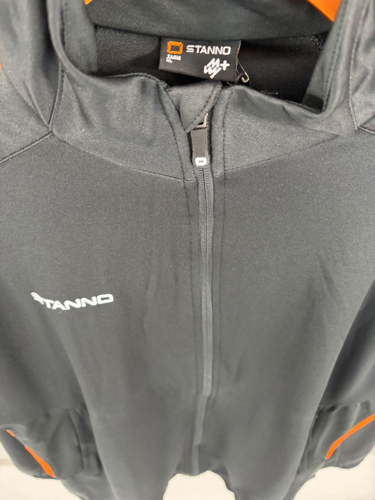Men’s Active Zip-Up Jacket