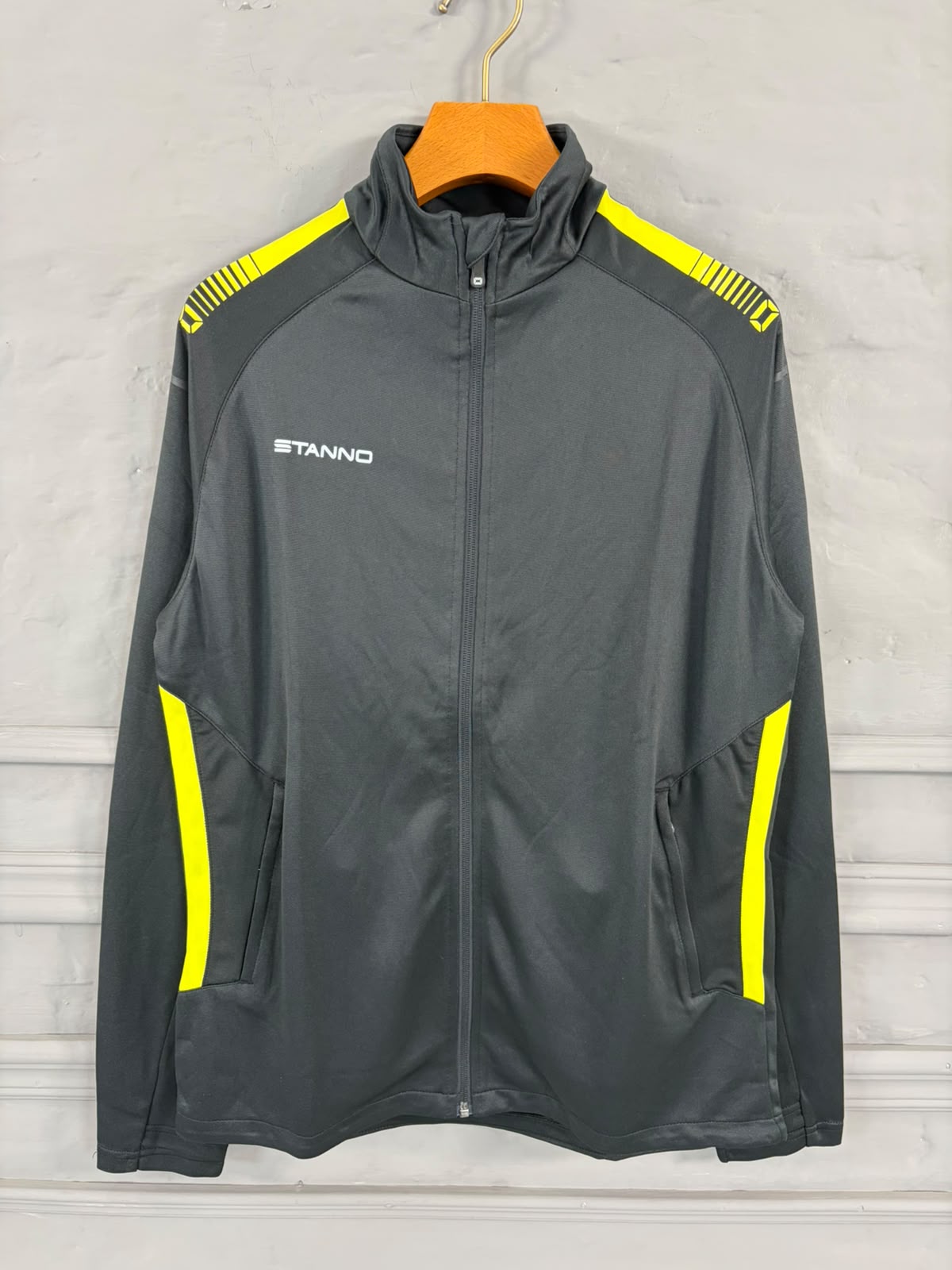 Men’s Active Zip-Up Jacket