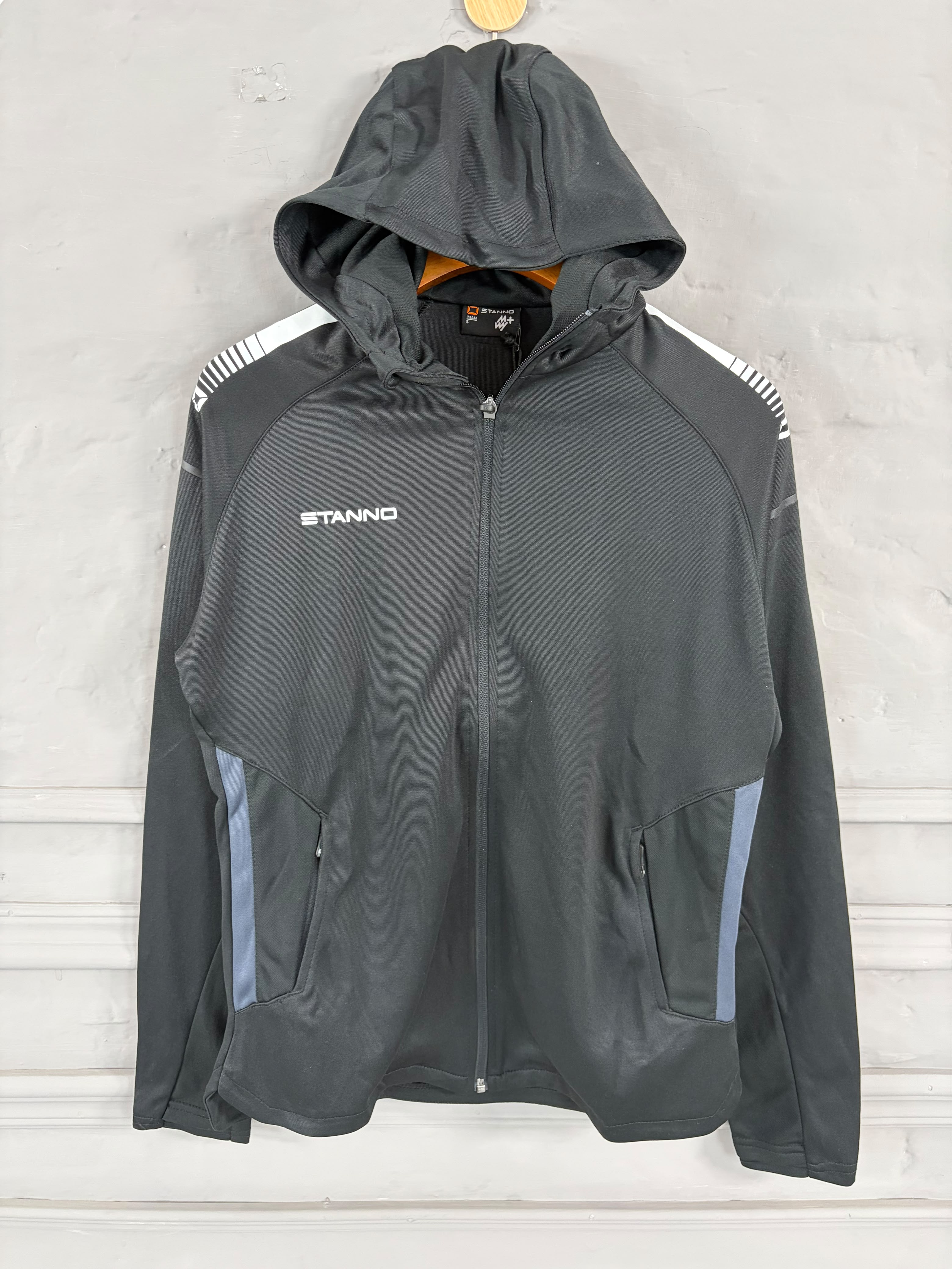 SportEdge Hooded Jacket