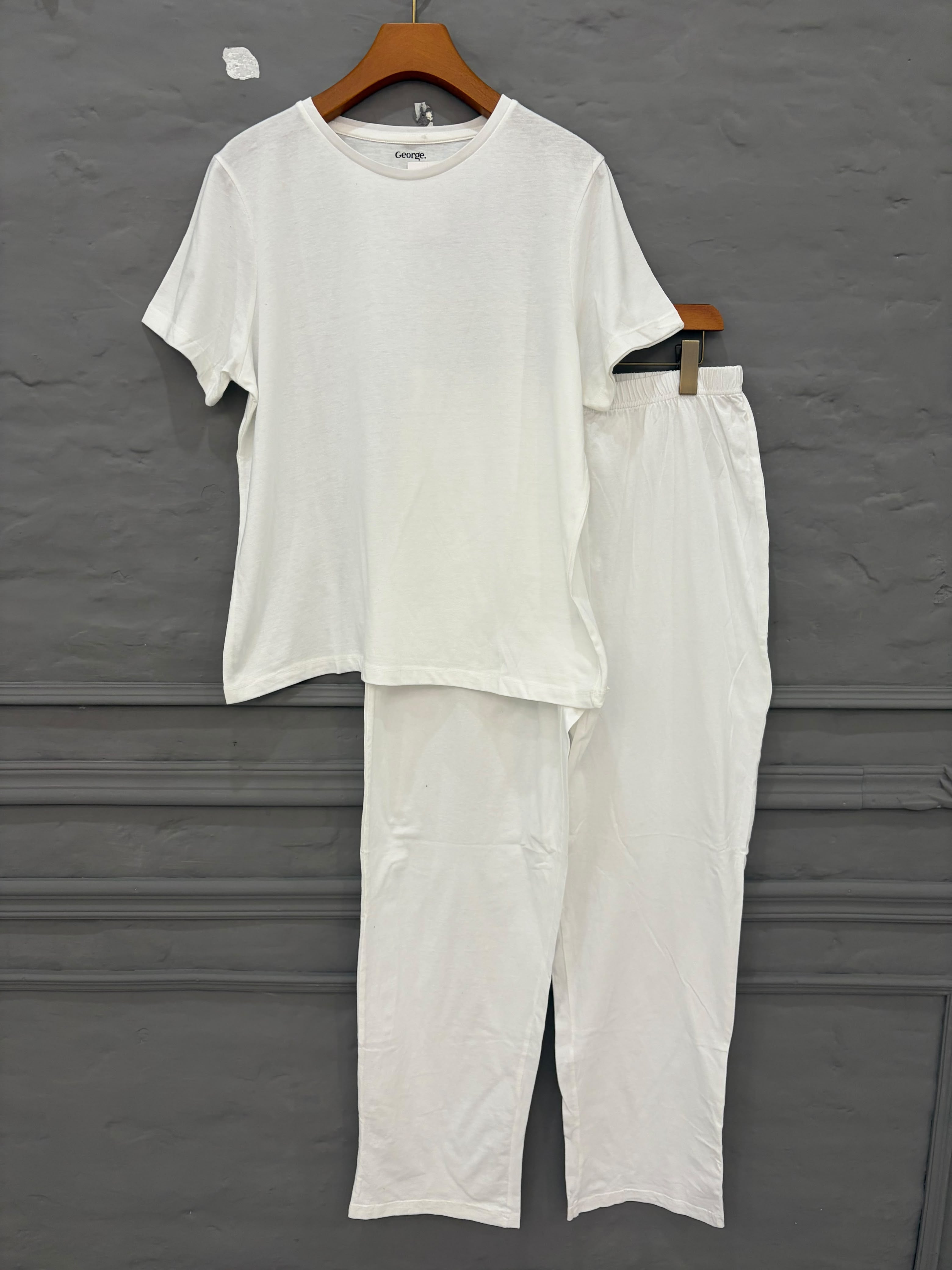 Pure Comfort Lounge Set
