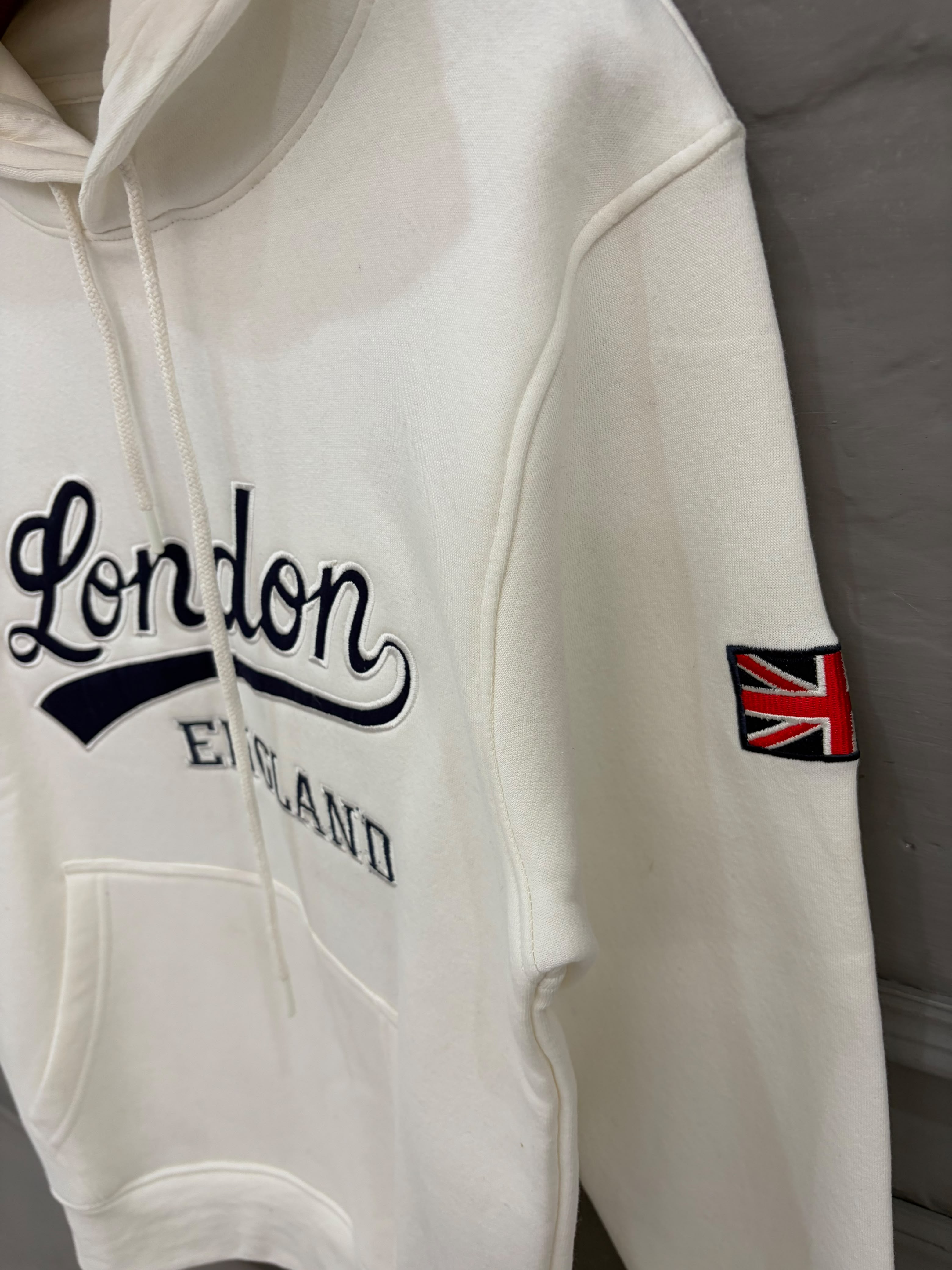 London England Pullover Hoodie