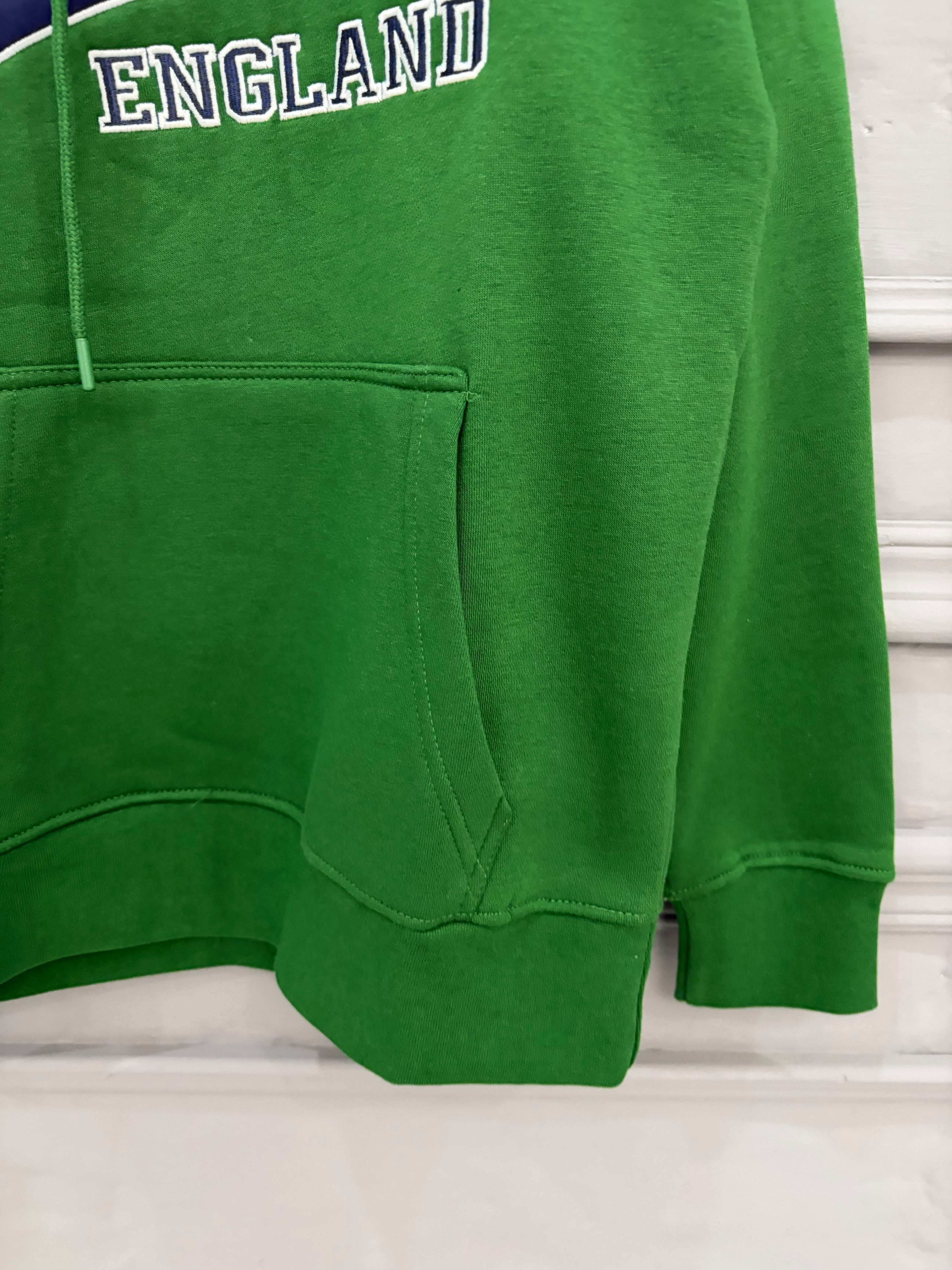 London England Pullover Hoodie