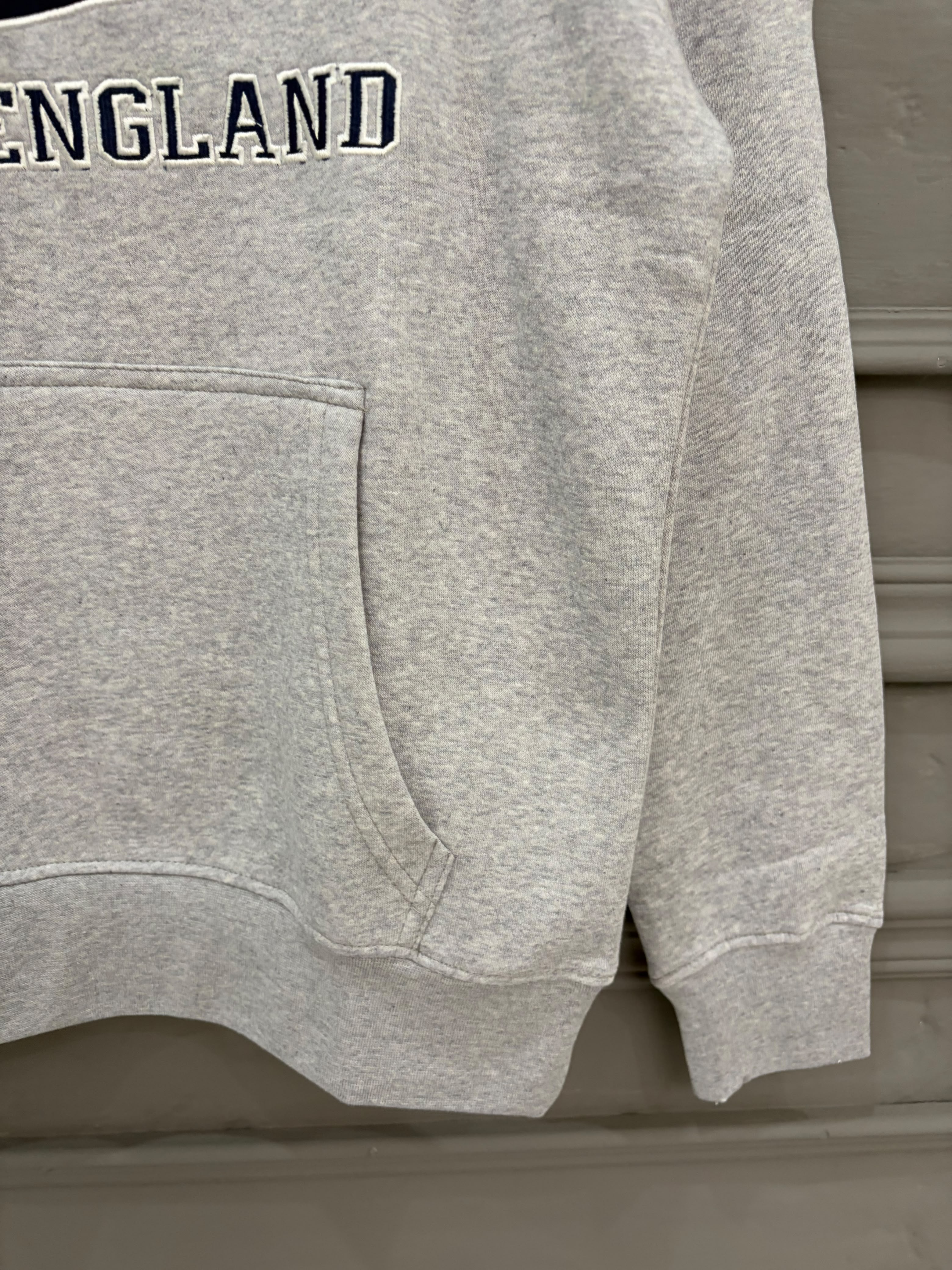 London England Pullover Hoodie